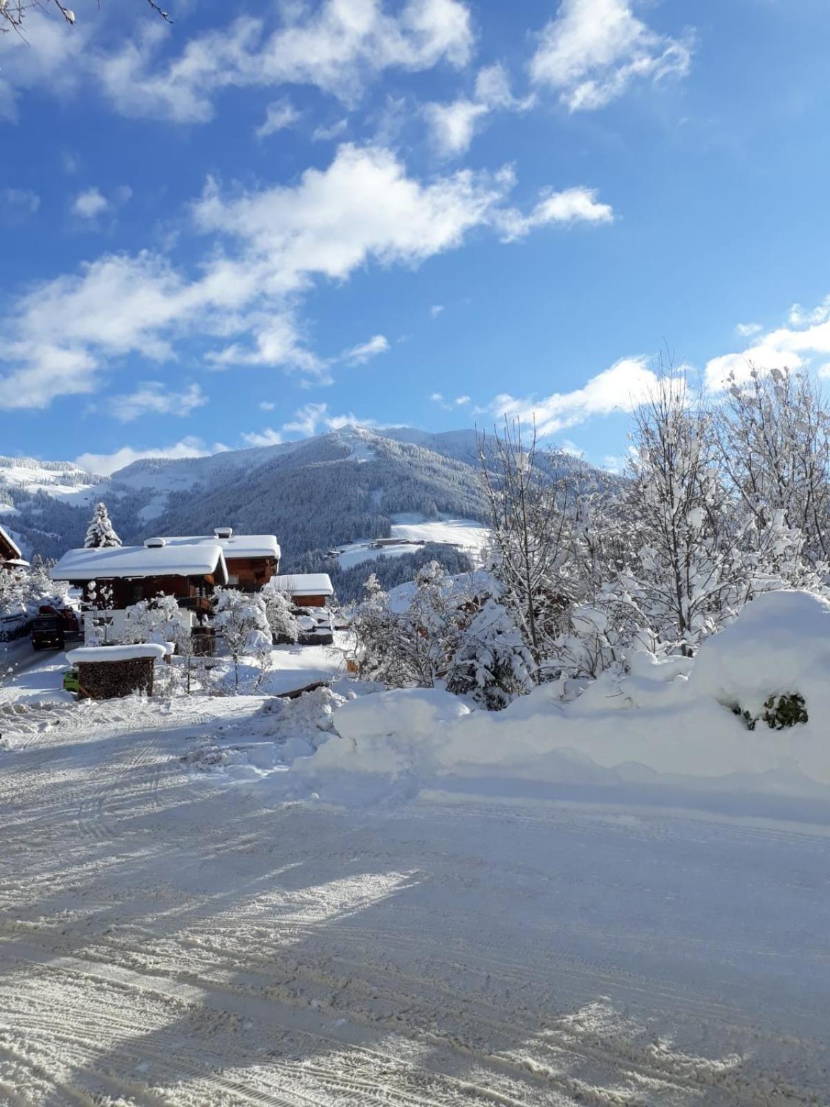 Haus Gmahblick Ferienwonungen Hotel Alpbach Exterior foto